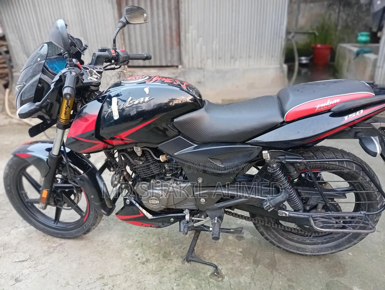 Bajaj Pulsar 150 . 2021