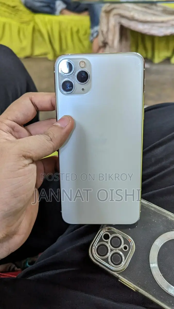 অ্যাপল আইফোন ১১ প্রো ম্যাক্স (ব্যবহৃত)