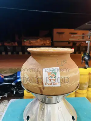 Pure Date Jaggery in Clay Pot