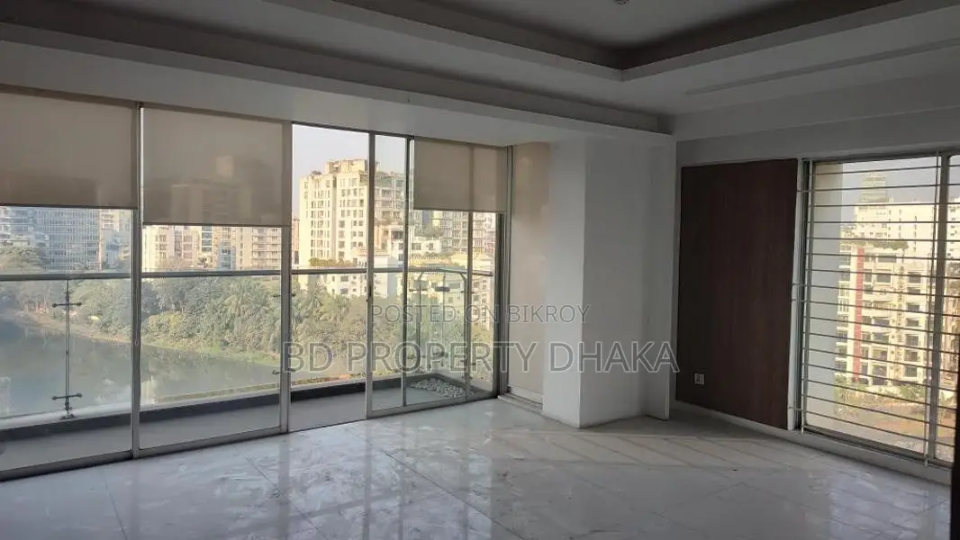 3000 Sqft Nice Open Commercial property rent in Banani