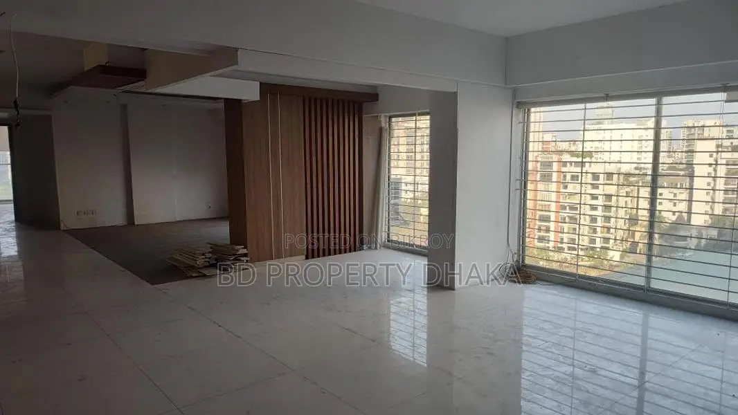 3000 Sqft Nice Open Commercial property rent in Banani
