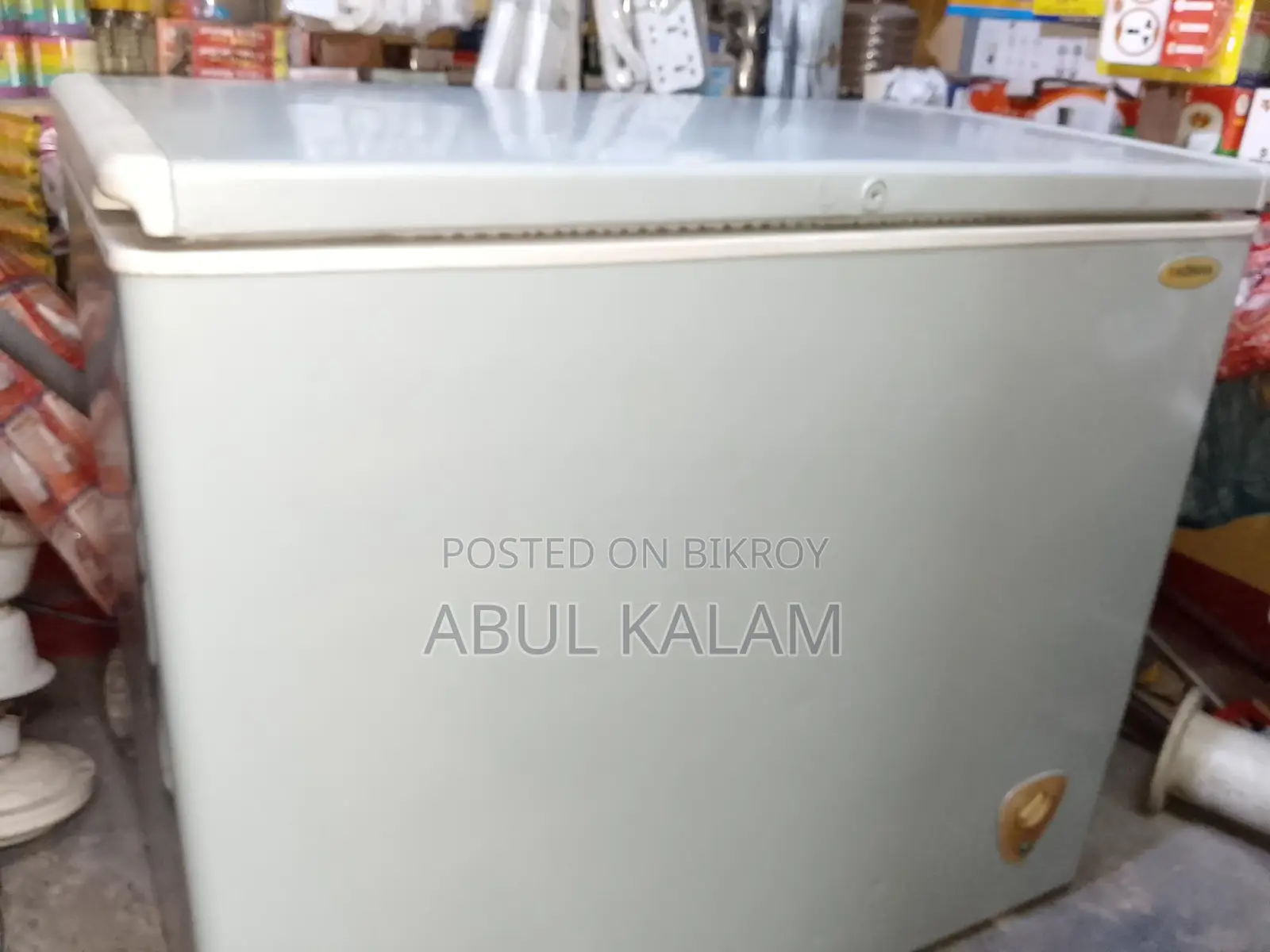 একটি ফ্রিজ বিক্রি হবে