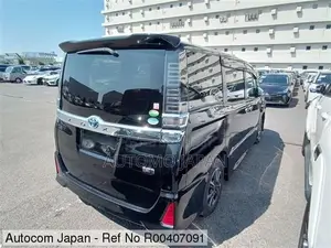 Toyota Voxy ZS KIRAMEKI 2 2020