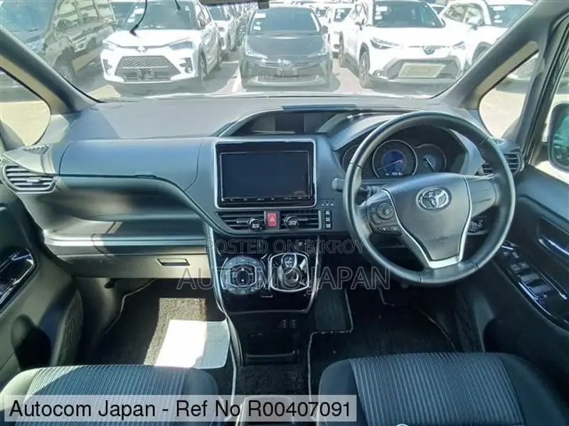 Toyota Voxy ZS KIRAMEKI 2 2020