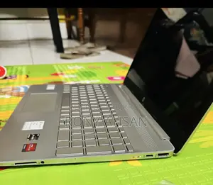 Hp 15.6 inch Ryzen 3 4300u with AMD Radeon Graphics