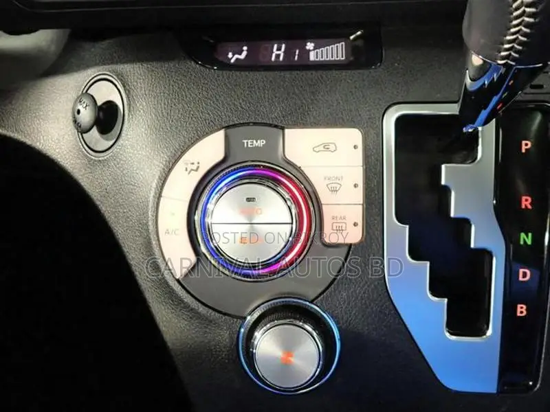 Toyota Sienta HYBRID G 2021