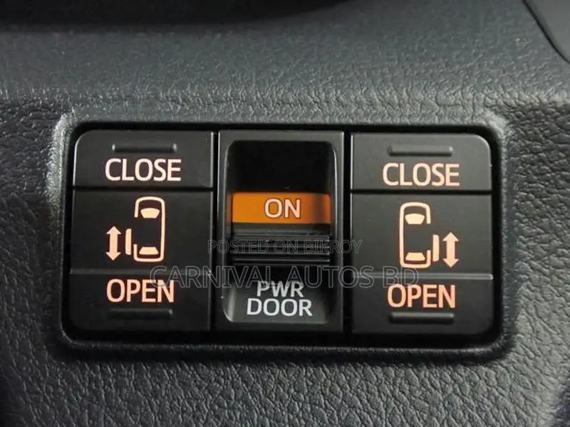 Toyota Sienta HYBRID G 2021