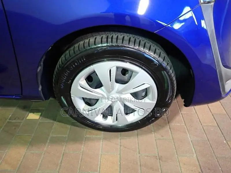 Toyota Sienta HYBRID G 2021