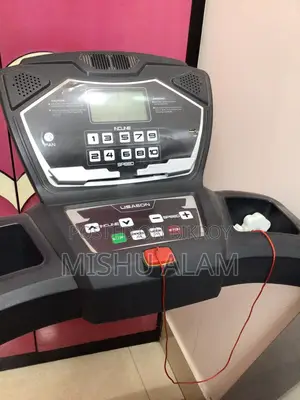ট্রেডমিল বিক্রি হবে