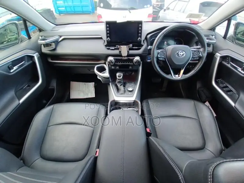 Toyota RAV4 G PKG PEARL COLOR 2020