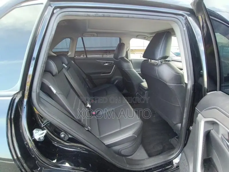 Toyota RAV4 G PKG PEARL COLOR 2020