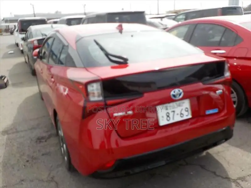 Toyota Prius sTs PKG 2021