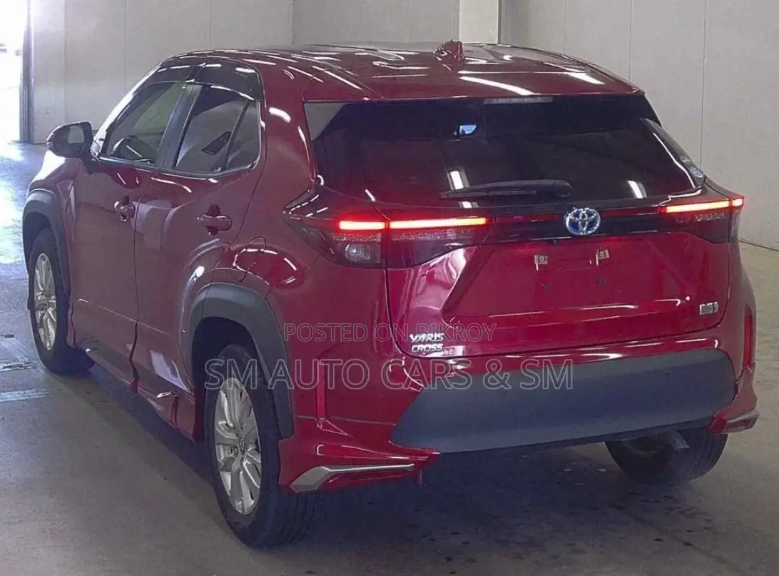 Toyota Yaris Cross G Red 4 Point 2021