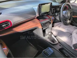 Toyota Yaris Cross G Red 4 Point 2021