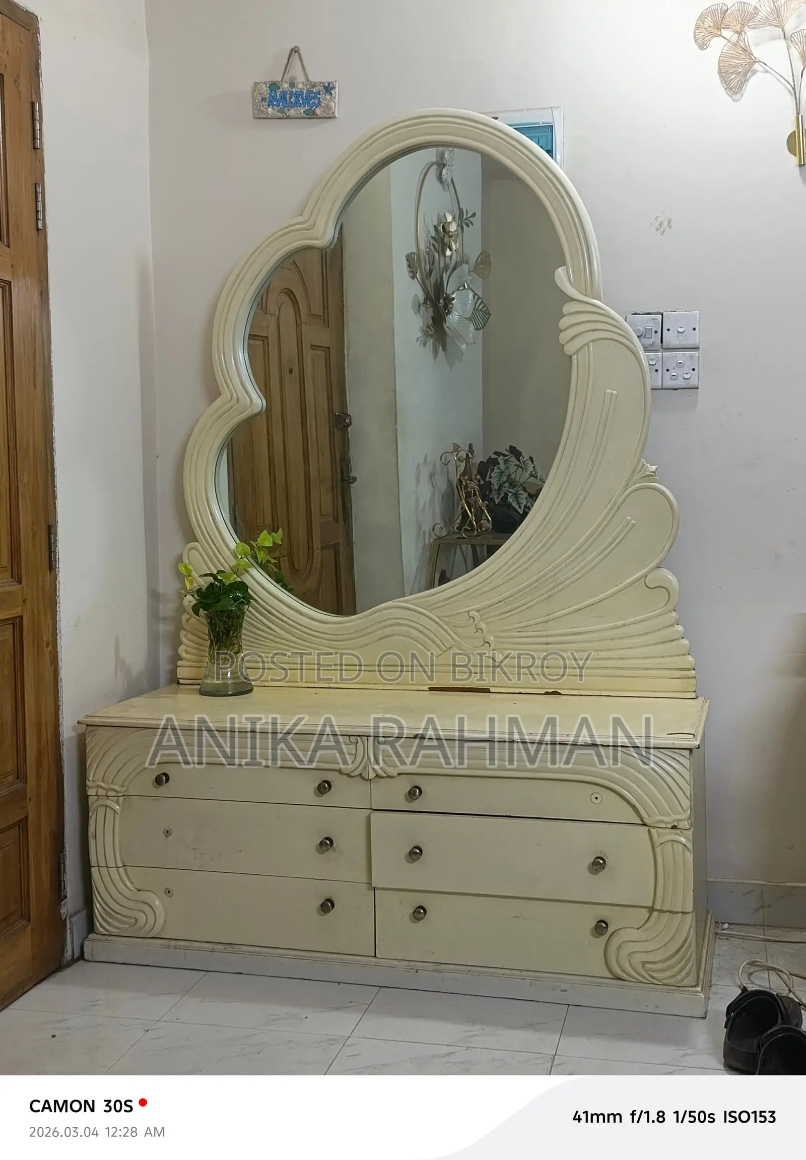 Malaysian wood dressing table