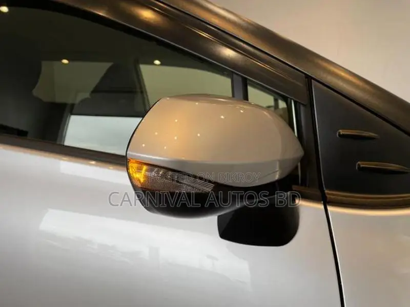 Toyota Sienta HYBRID G CUERO 2021