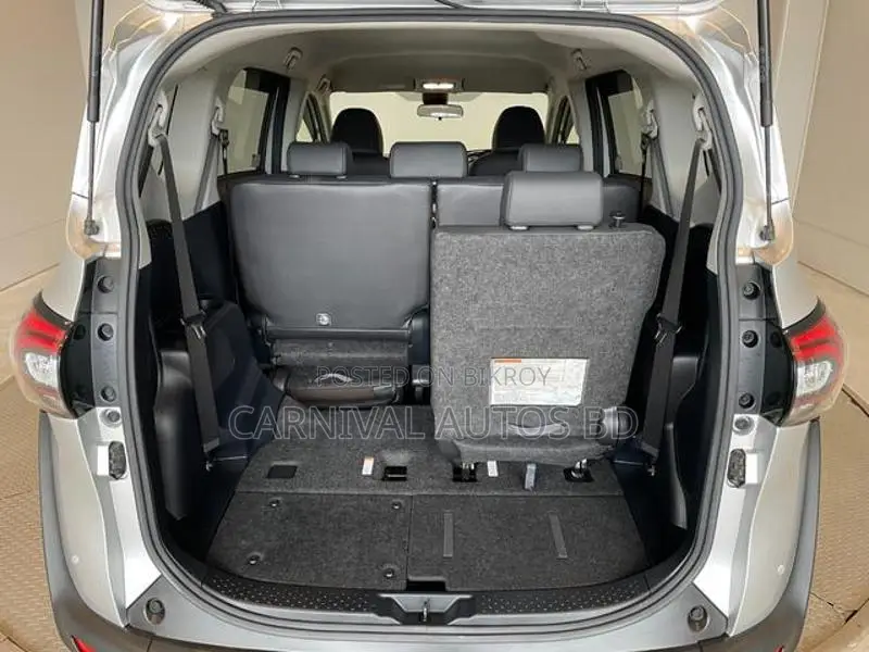 Toyota Sienta HYBRID G CUERO 2021