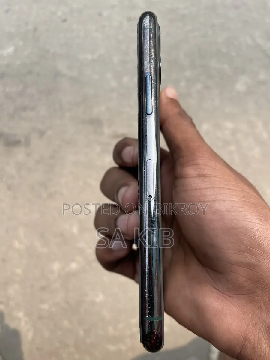 Apple iPhone 11 Pro (Used)