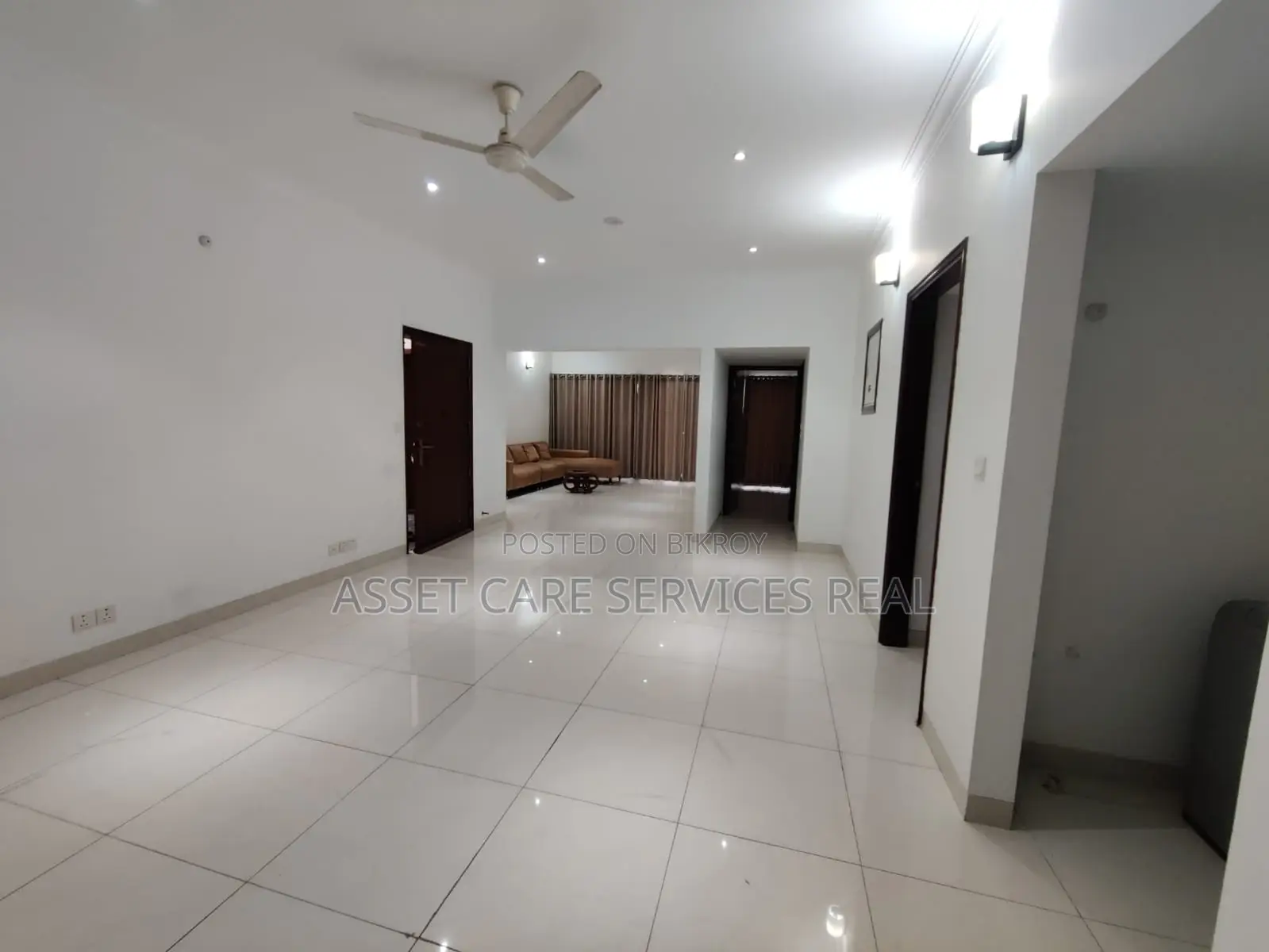 Fully-Furnished Gym-Pool Facilities 4-Bed Apartment for Rent in Gulshan