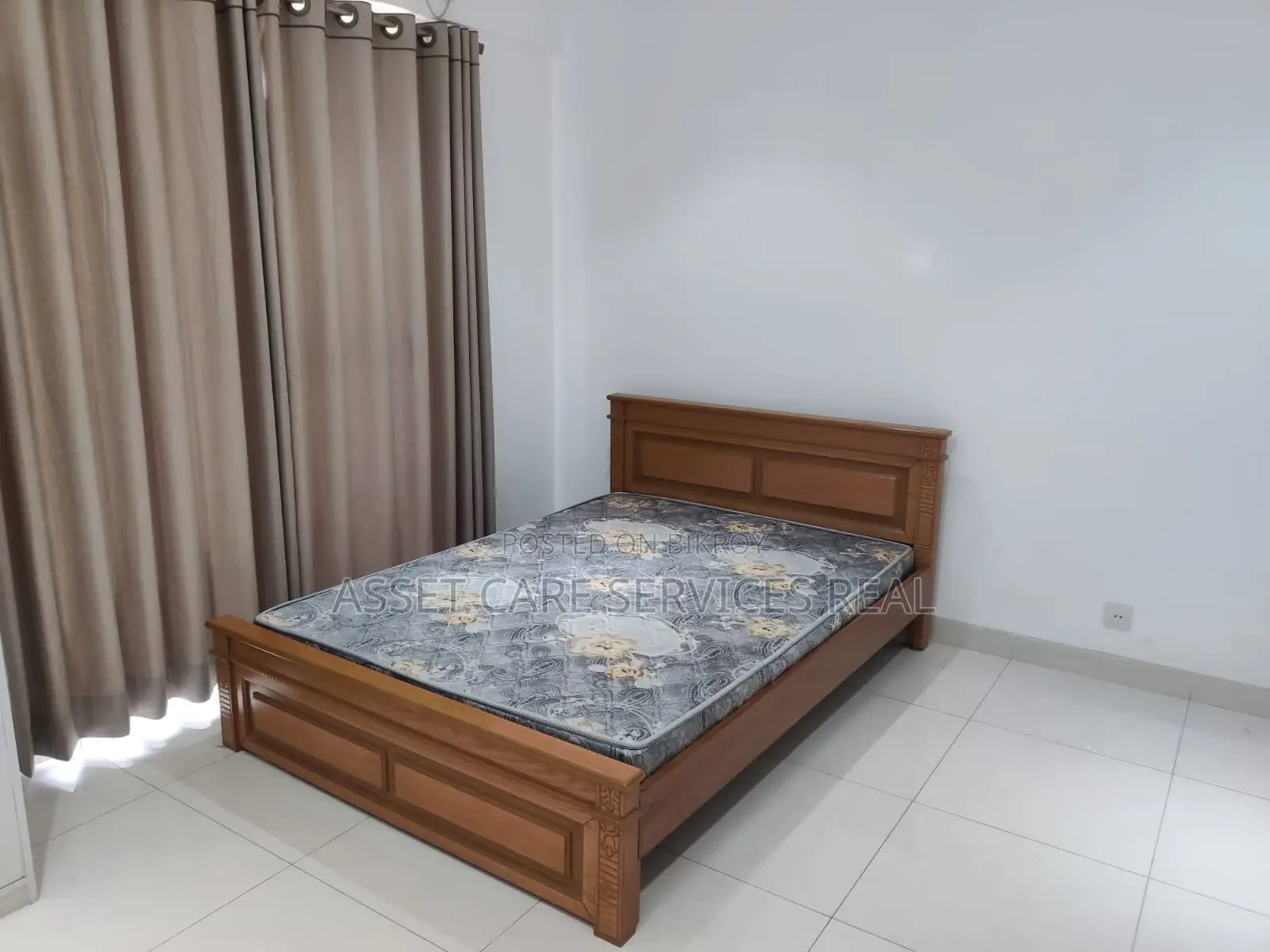 Fully-Furnished Gym-Pool Facilities 4-Bed Apartment for Rent in Gulshan