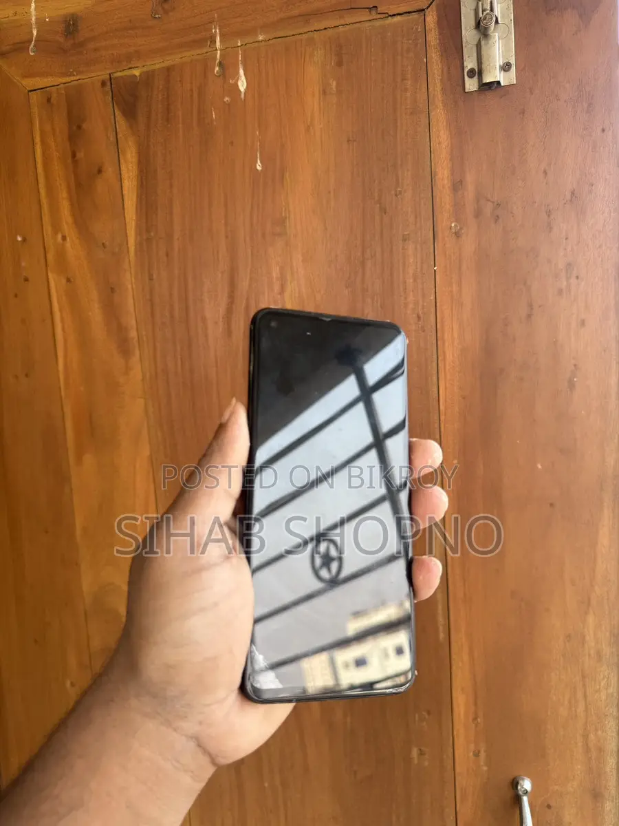 Realme 9 (Used)
