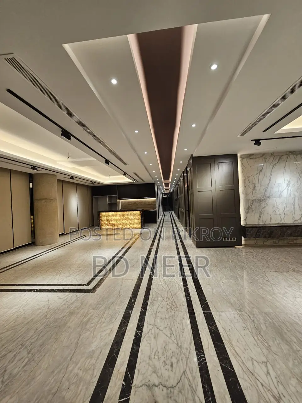 Luxury Ready Furnished Office 5800 SqFt For Rent in Gulshan Avenue