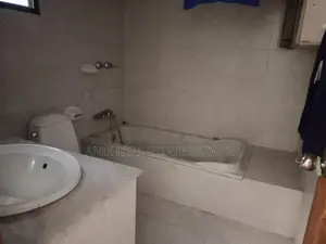 Good Quality 3 Bedroom Un Farnised Flat Rent At Gulshan