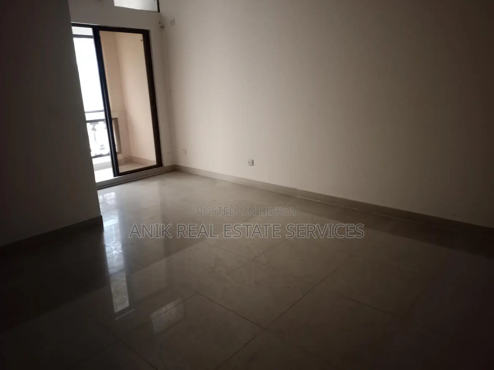 Good Quality 3 Bedroom Un Farnised Flat Rent At Gulshan