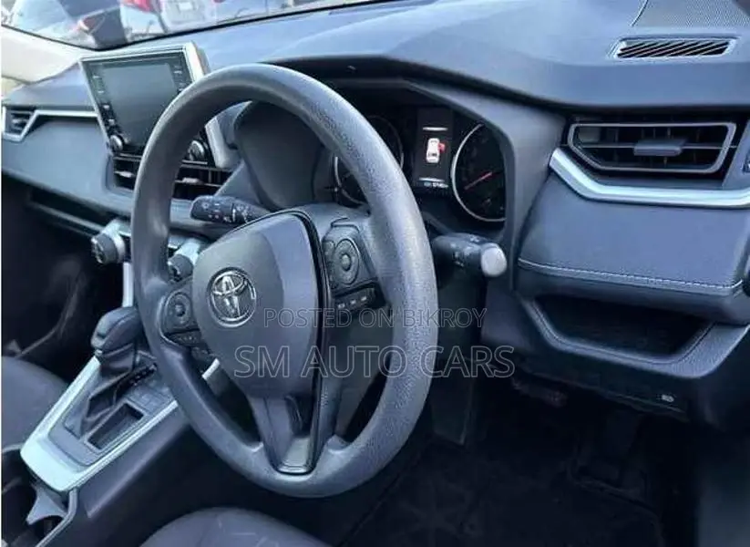Toyota RAV4 Non Hybrid X Black 2021