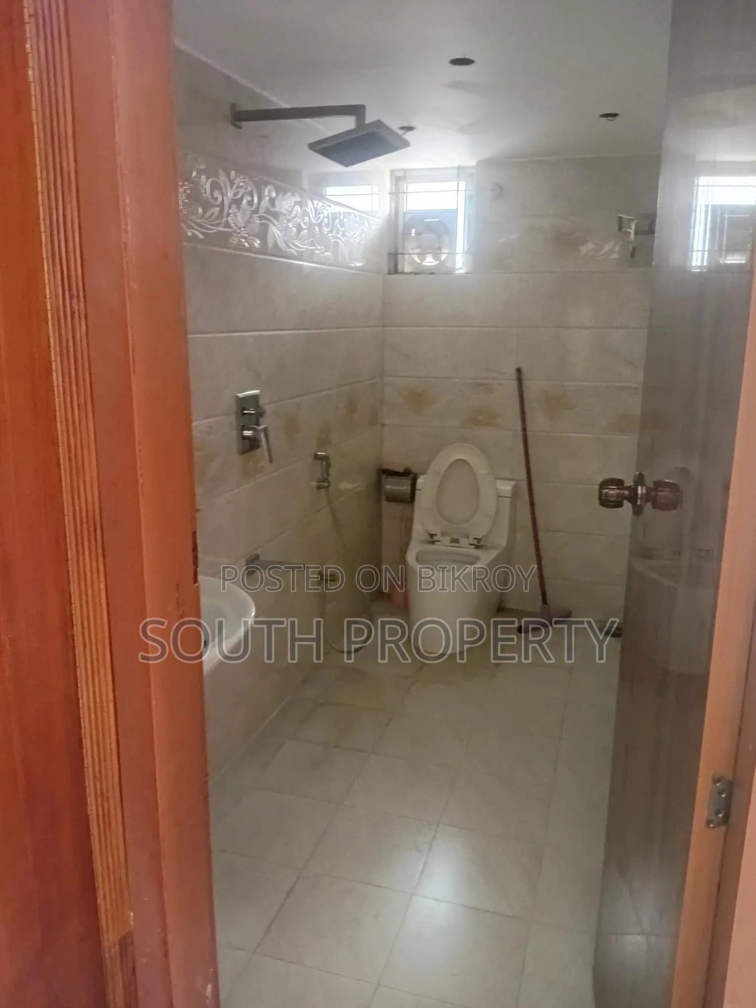 Ready used 2400 sft flat sale at Malibagh, Dhaka