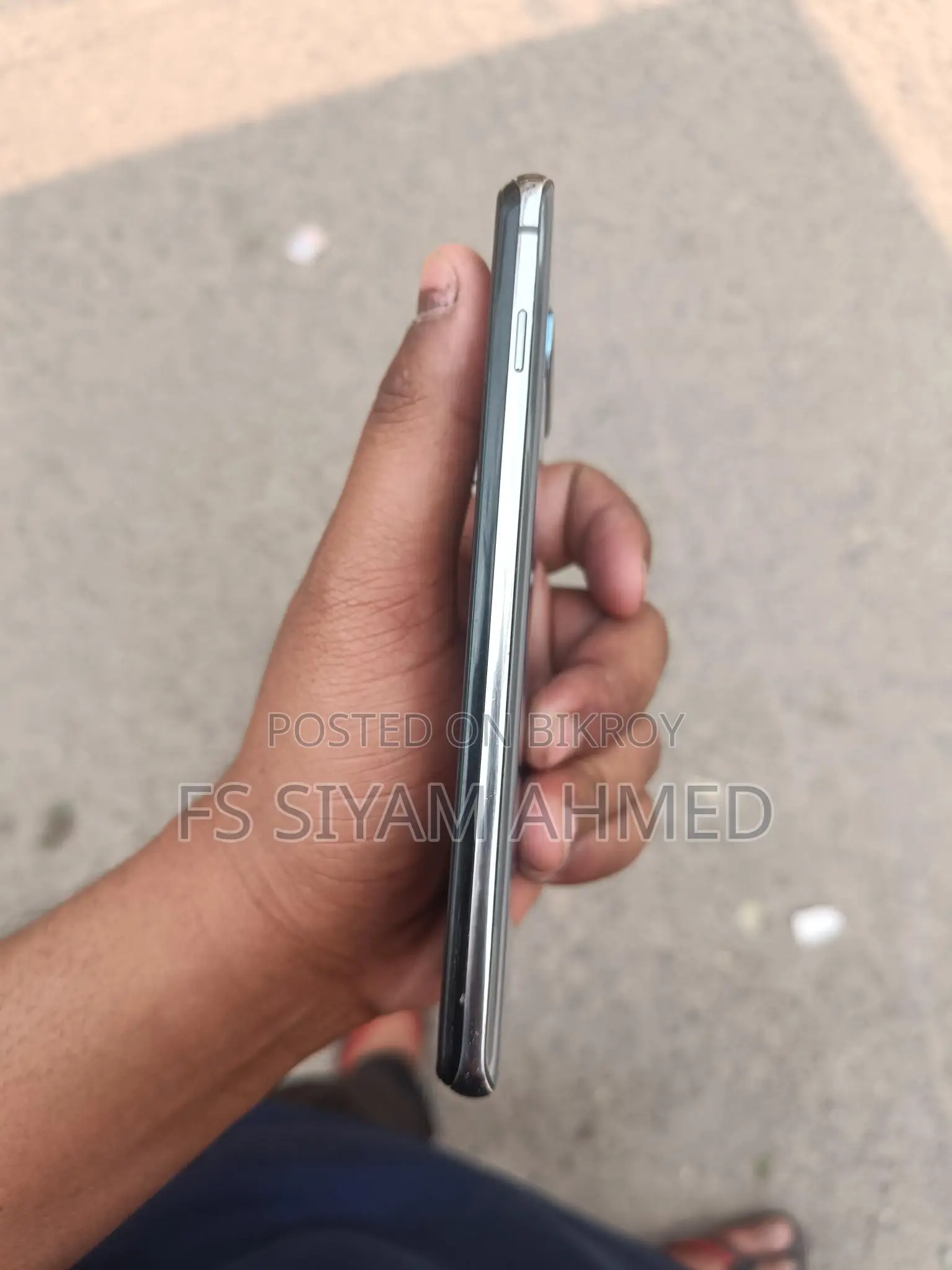 Samsung Galaxy S10 (Used)