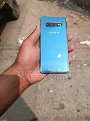Samsung Galaxy S10 (Used)