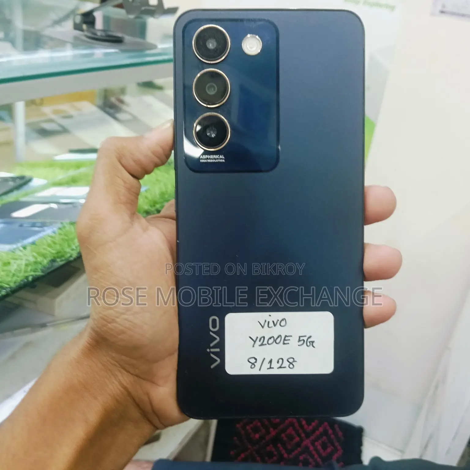 Vivo Y200E . (Used)