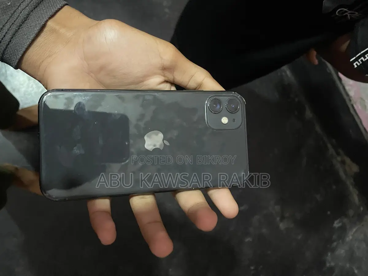 Apple iPhone 11 (Used)