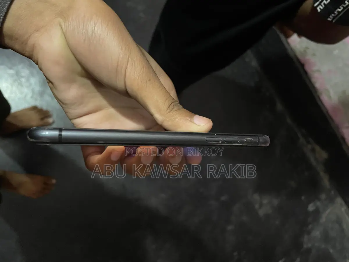 Apple iPhone 11 (Used)