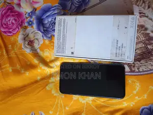 Apple iPhone 11 (Used)