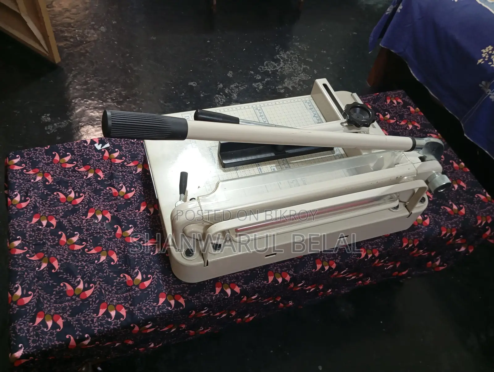 Paper Cutting Machine