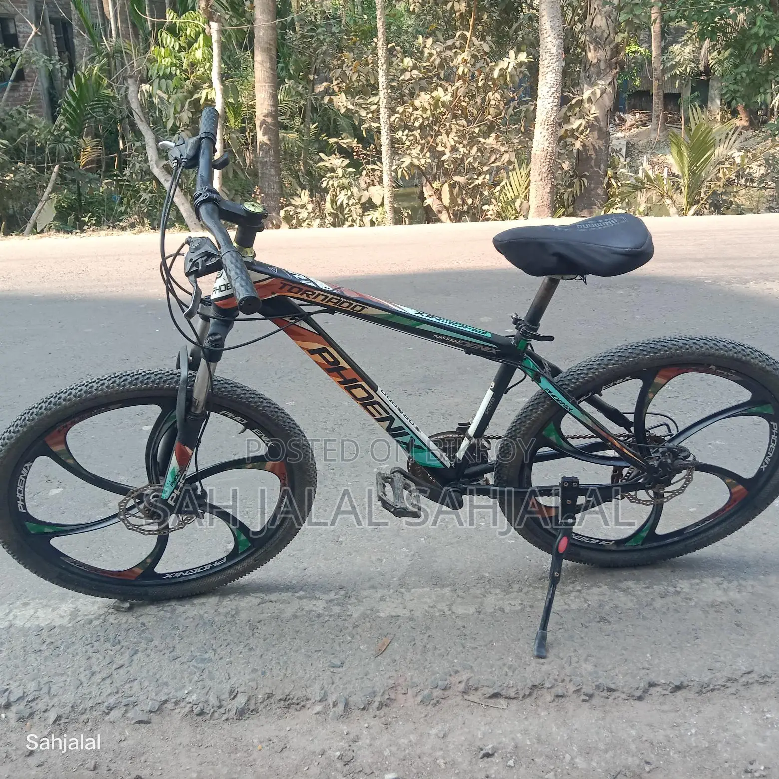 Fully fresh bicycle for urgent sale.