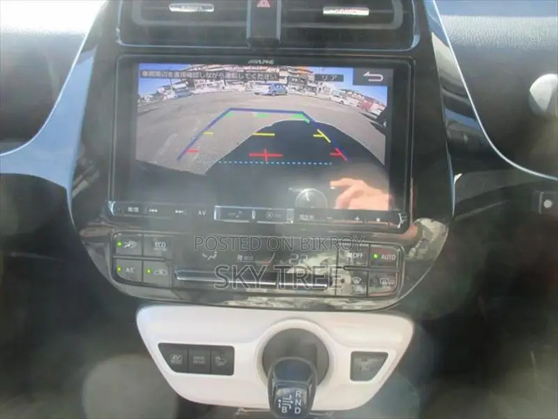Toyota Prius A T S P K G 2018