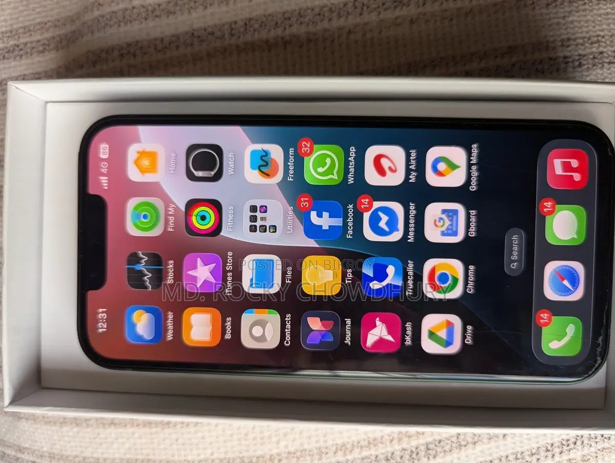 Apple iPhone 13 (Used)
