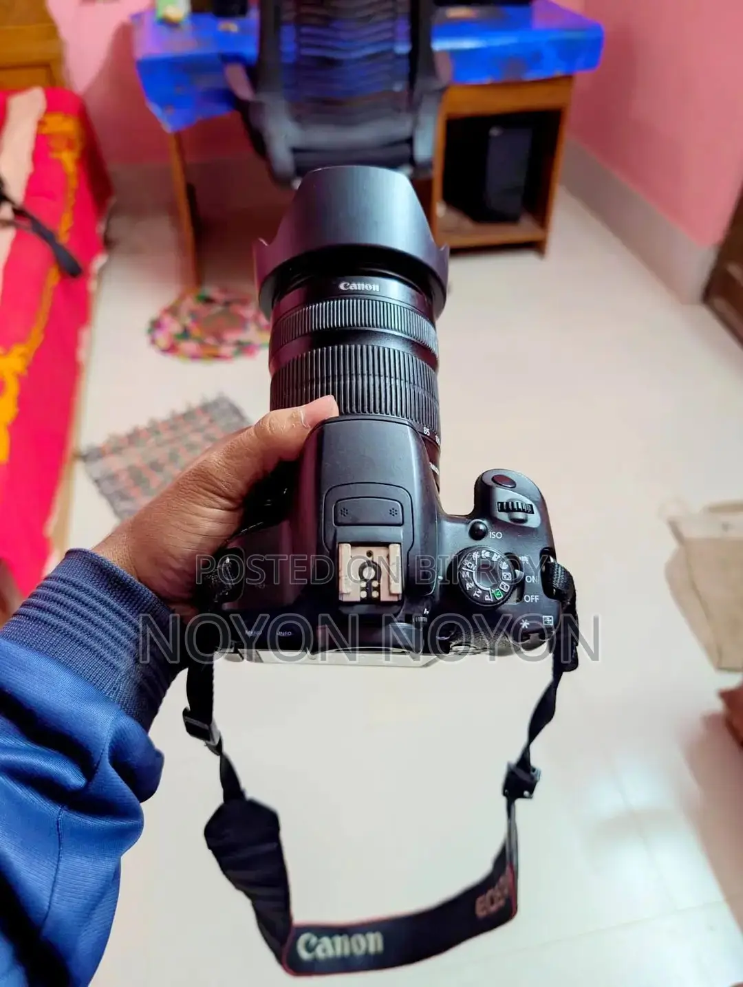 Camera for sale. Canon 700d lens 18/135