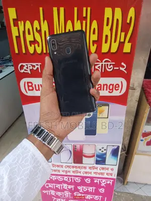 Samsung Galaxy A30 Ram:4 Rom:64 (Used)