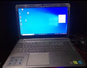 Dell Inspiron 15 7000 core i5 8gb 256 SSD