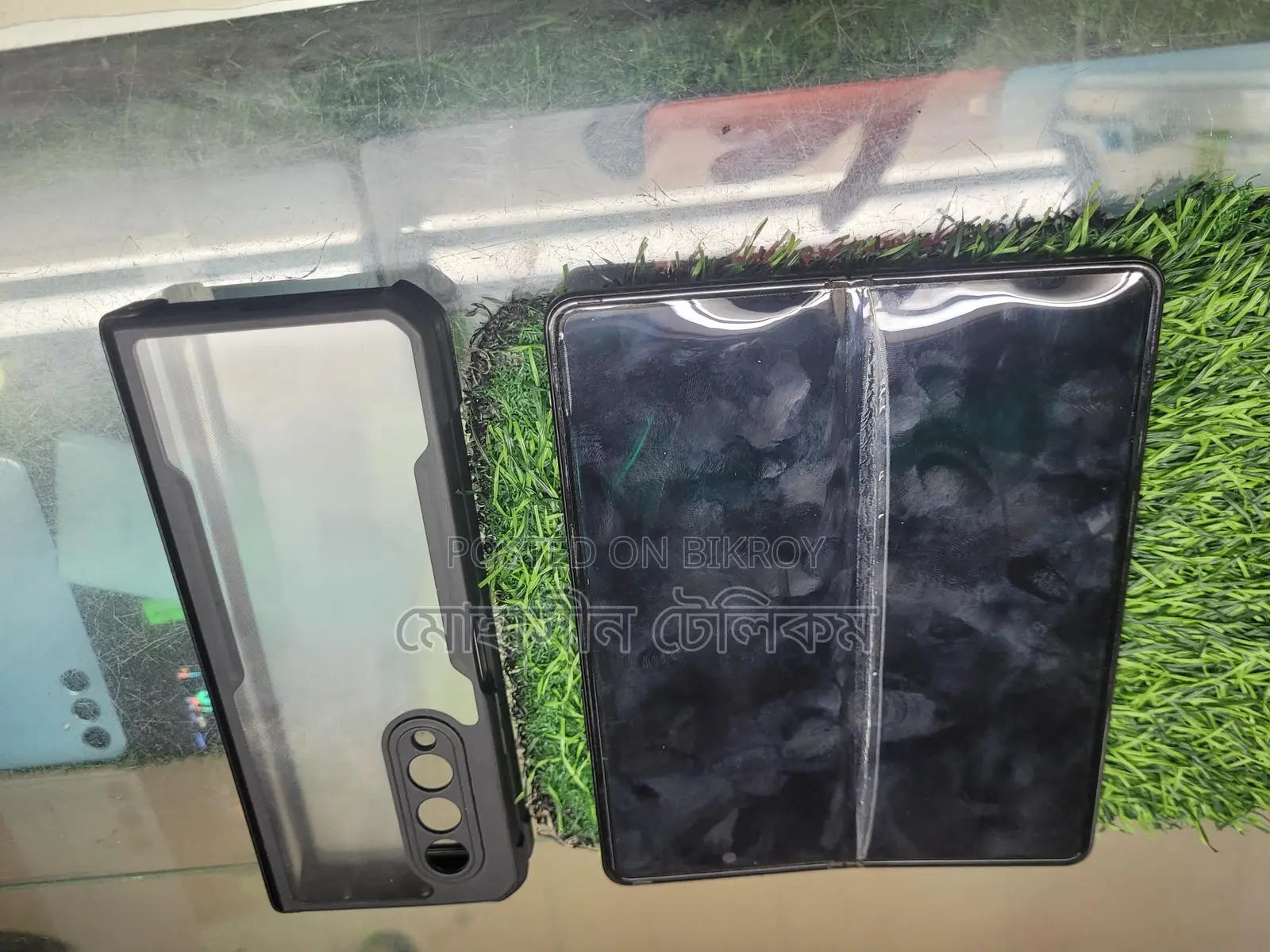 Samsung Galaxy Z Fold3 . (Used)