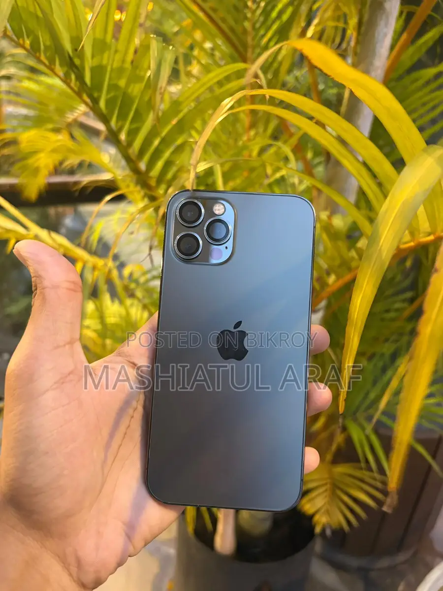 Apple iPhone 12 Pro . (Used)