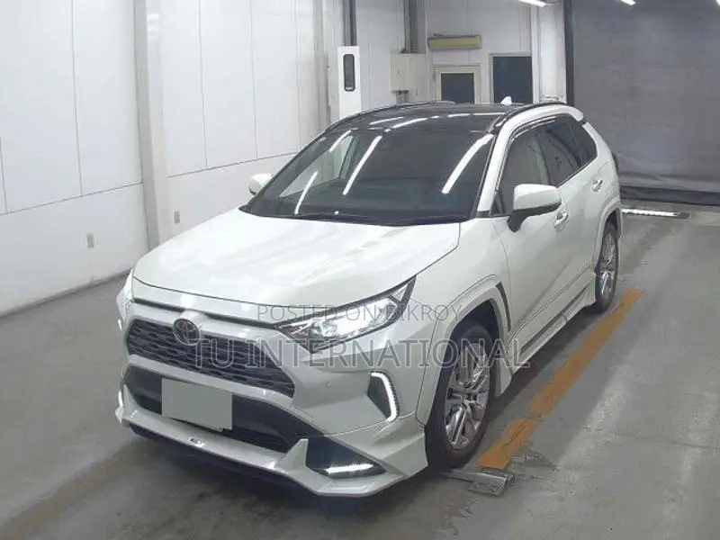 Toyota RAV4 NON-HV 2021