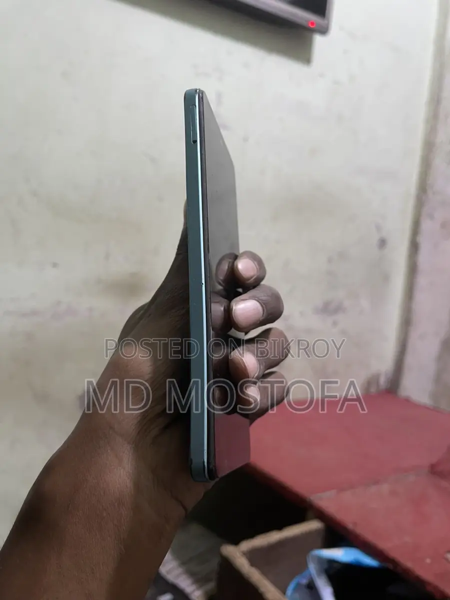 Walton Mobile Phone (Used)