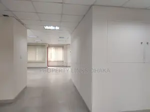 গুলশানে সেমি-ফার্নিশড অফিস স্পেস ভাড়ার জন্য