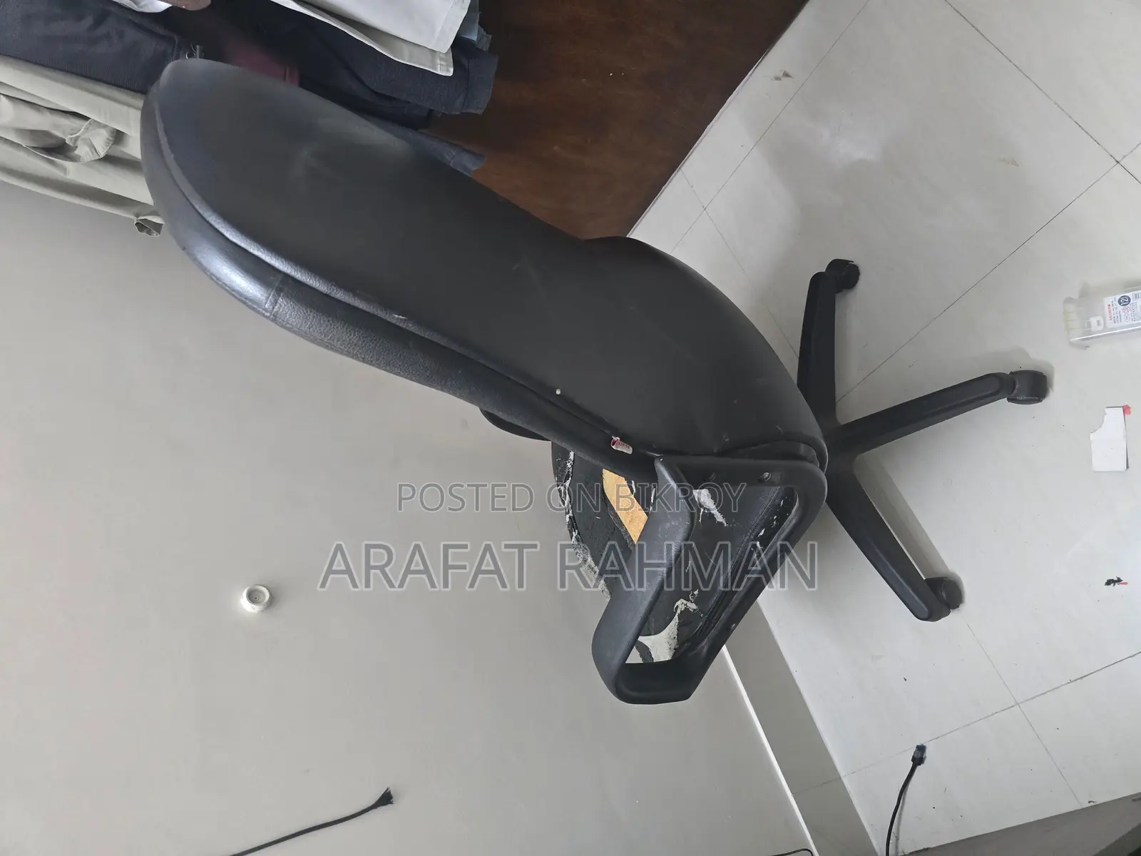 Used Chair 1 Piece