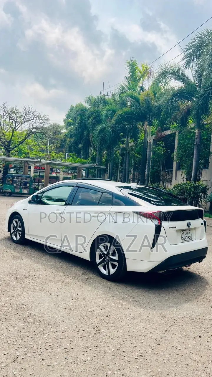 Toyota Prius G Tourning Sunroof 2016
